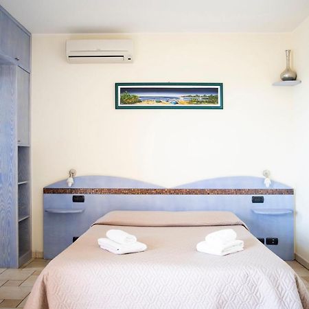 Il Fenicottero Hotel Quartu Sant'Elena Eksteriør billede