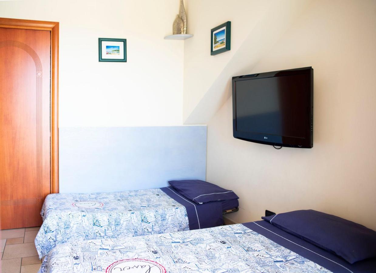 Il Fenicottero Hotel Quartu Sant'Elena Eksteriør billede